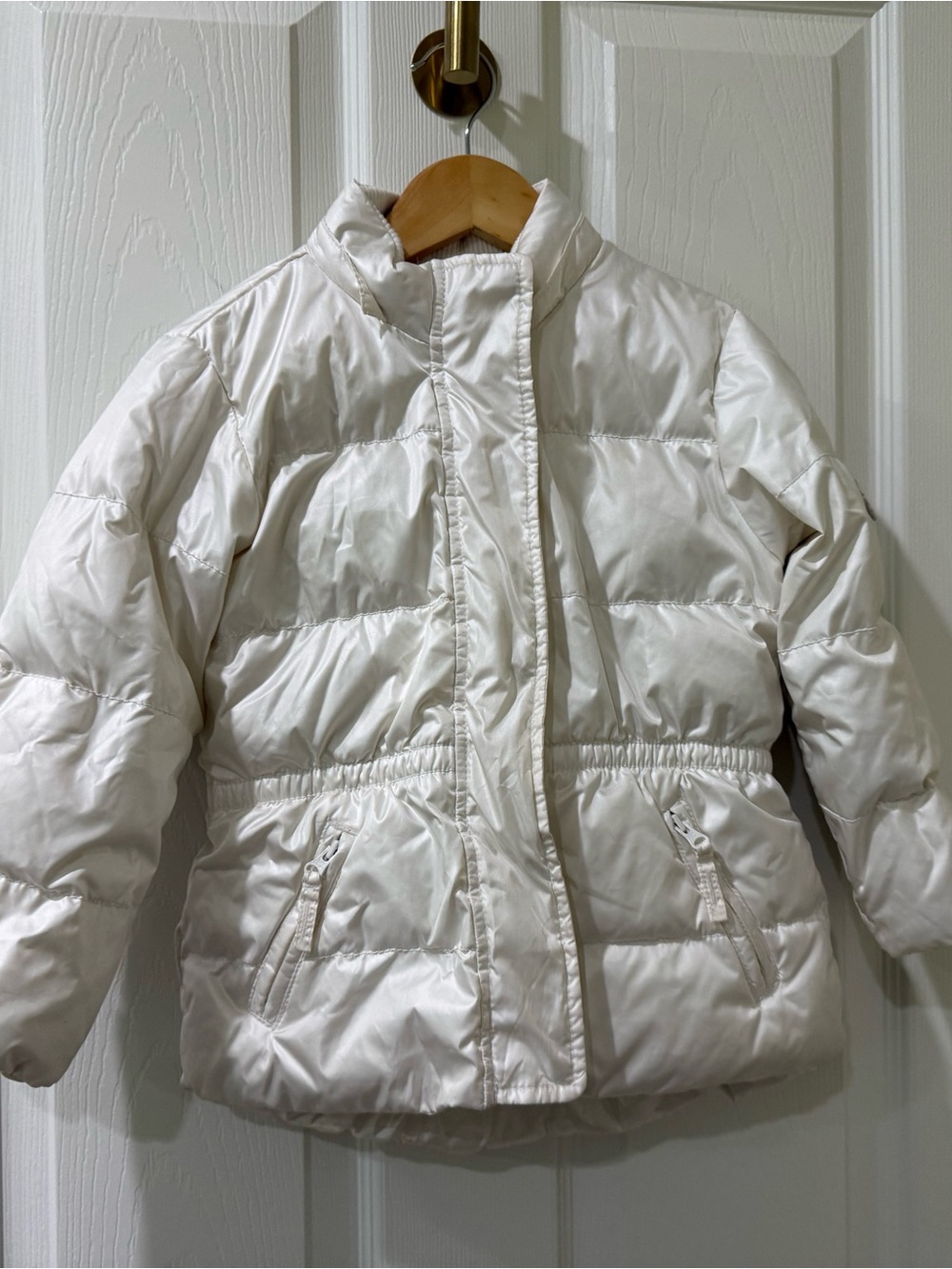 GAP White Kids Puffer Jacket with Elastic Waist